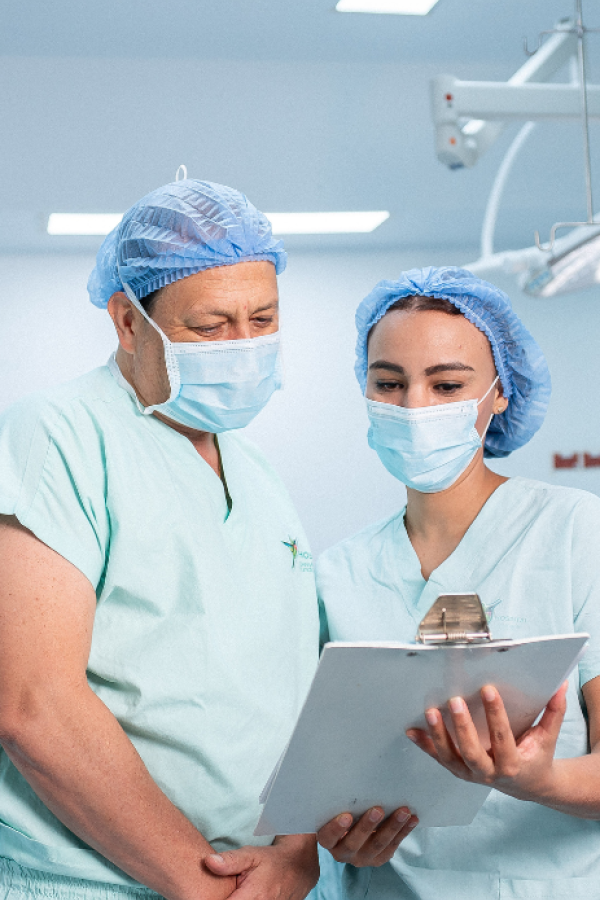 Doctores conversando